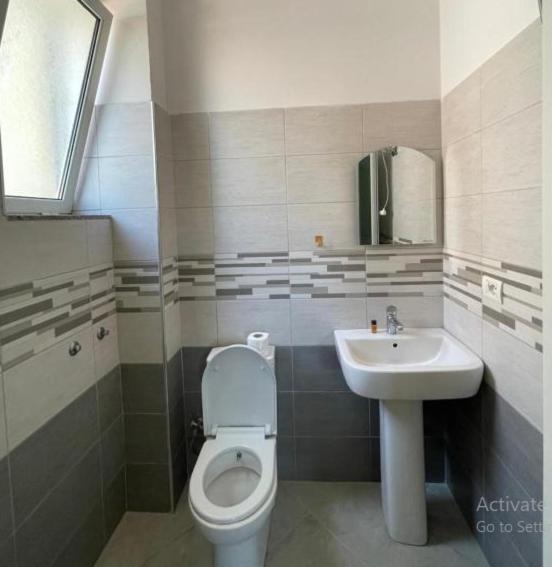 Vila Vladi Дуррес Экстерьер фото